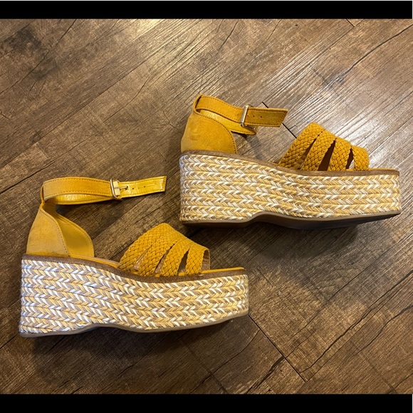 Just Fab Retro Vibes Platform Espadrille, Size 7.5 - Picture 5 of 7